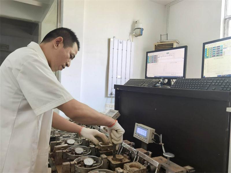 公司同002A：土工試驗甲級，可以承擔(dān)甲級及以下工程勘察資格所能承擔(dān)工程勘察項目的土工試驗任務(wù)； 聯(lián)系人：任玲，電話：18653883892(圖2)